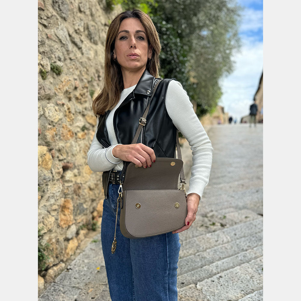 VIAVERDI Shoulder Bag in Taupe Leather, Made in Italy, San Gimignano line.