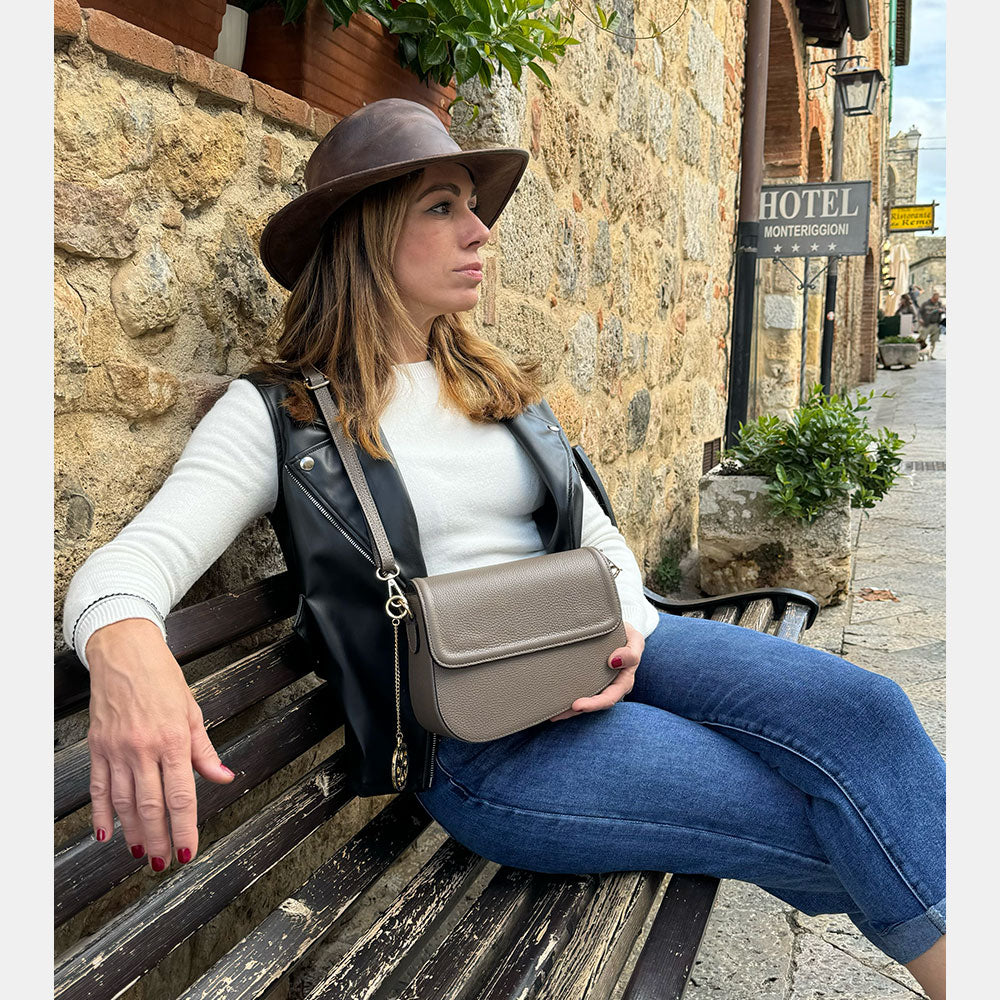 Borsa a Spalla VIAVERDI in Pelle Taupe Made in Italy linea San Gimignano