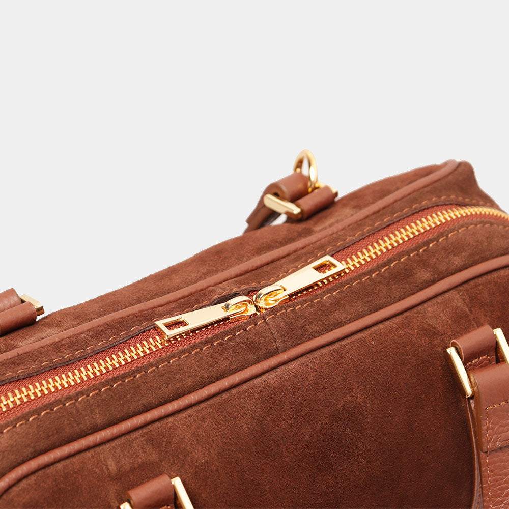 Borsa Bauletto a Mano con Tracolla VIAVERDI in Camoscio Marrone Made in Italy linea Barga