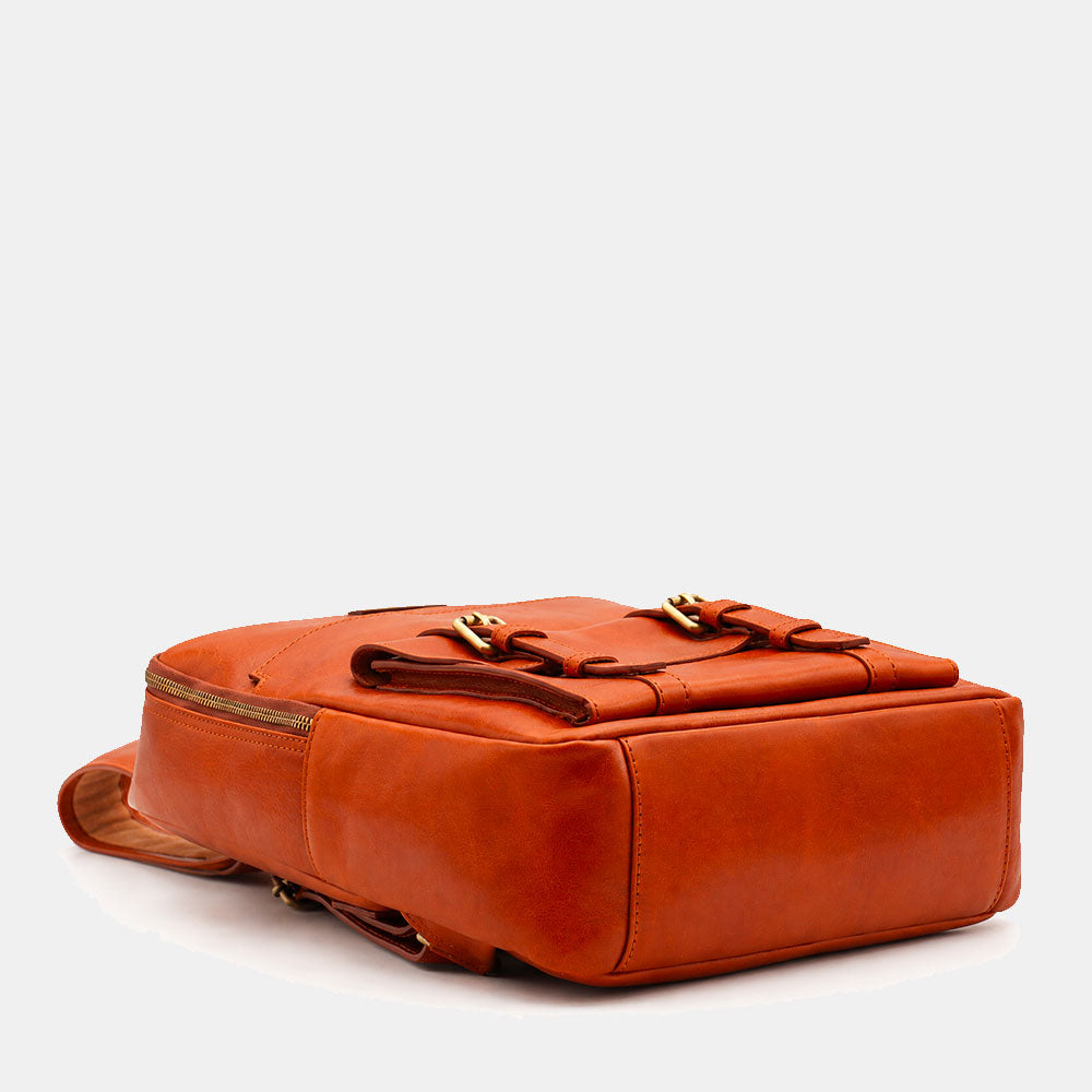 Backpack in Tan Leather Made in Italy – Line Firenze – 15.6" Laptop Compartment