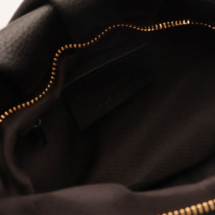 Borsa Hobo a Spalla con Catena VIAVERDI in Pelle Nera Made in Italy linea Monteriggioni