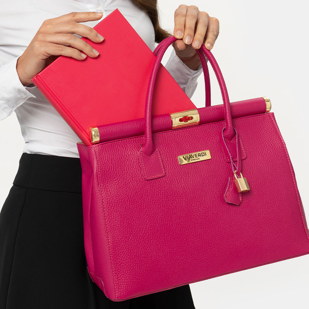 Borsa a Mano con Tracolla VIAVERDI in Pelle Fucsia Made in Italy