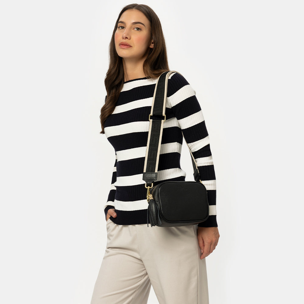 Borsa Camera Bag Piccola in Pelle Fucsia con Tracolla VIAVERDI Made in Italy