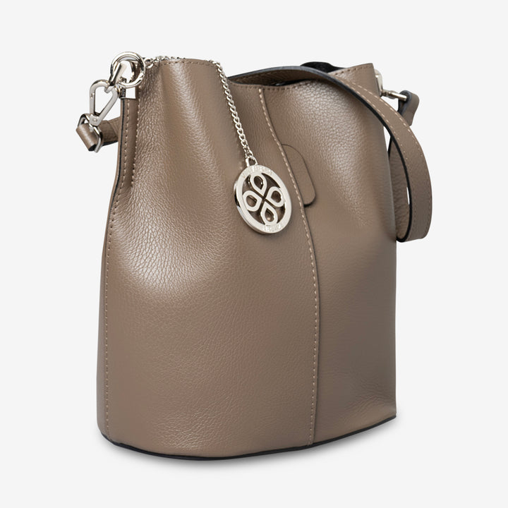 Borsa Secchiello con Tracolla VIAVERDI in Pelle Taupe Made in Italy linea Capalbio