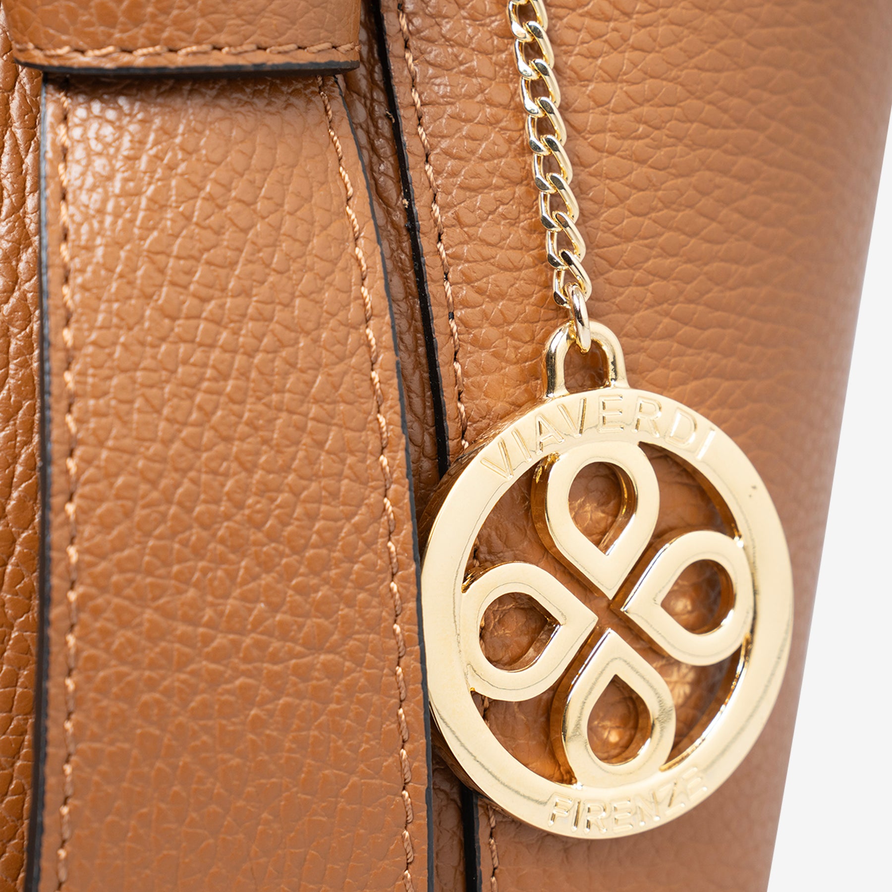 Borsa Secchiello con Tracolla e Pochette VIAVERDI in Pelle Color Cuoio Made in Italy linea Pienza