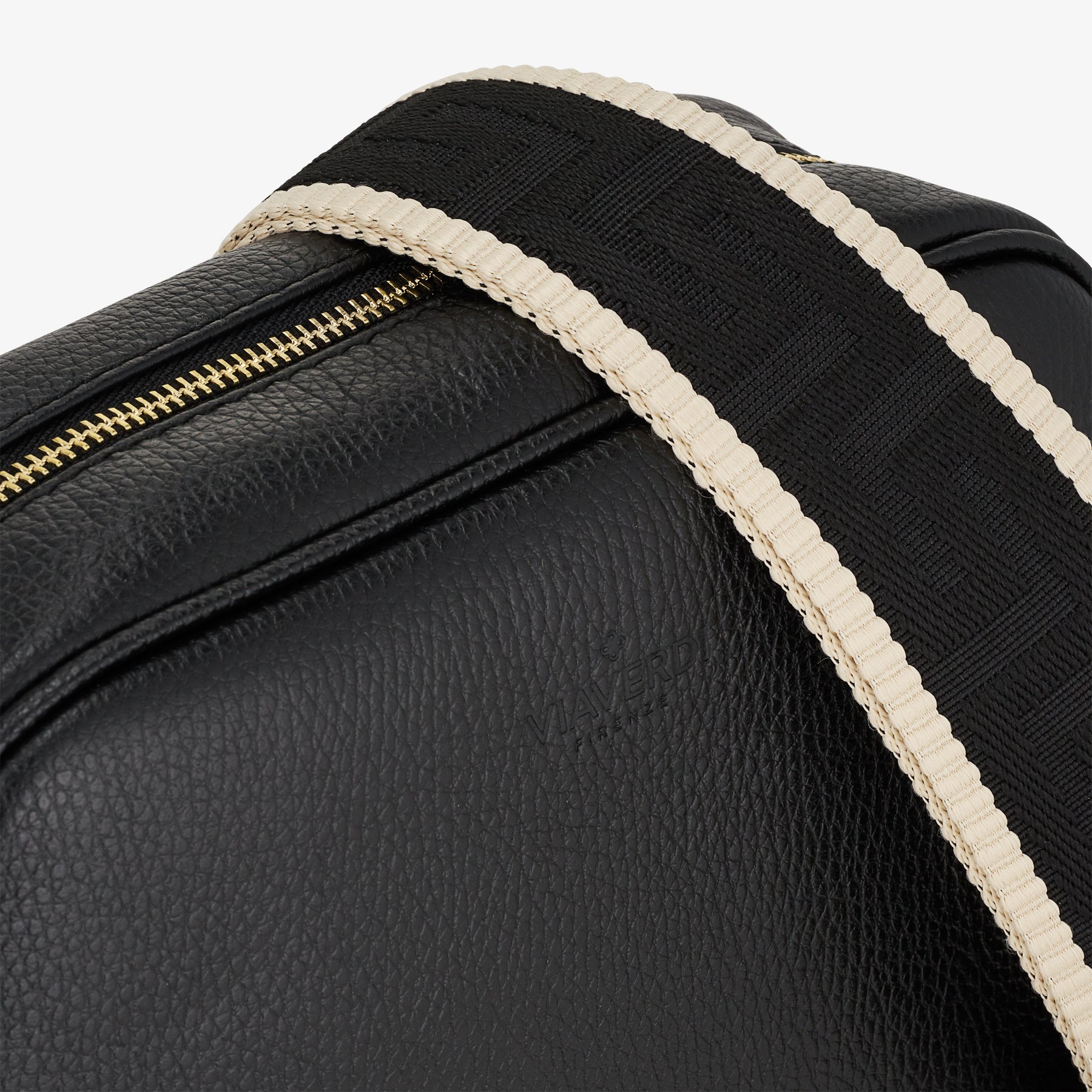 Borsa Camera Bag Media in Pelle Nera con Tracolla VIAVERDI Made in Italy