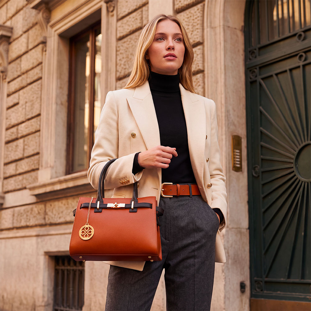 Borsa Donna a Mano VIAVERDI in Pelle Cuoio e Nera Made in Italy linea Artimino