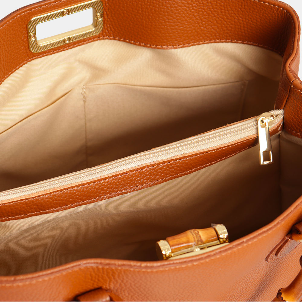 Borsa Grande VIAVERDI in Pelle color Cuoio Made in Italy linea Volterra