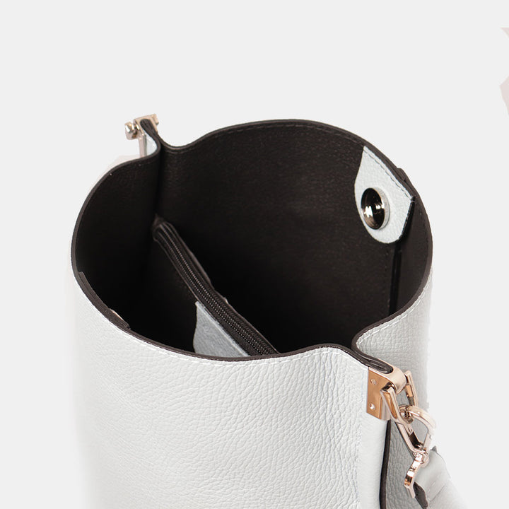 Beuteltasche mit Schultergurt VIAVERDI aus Zuckerpapierleder Made in Italy Capalbio-Linie
