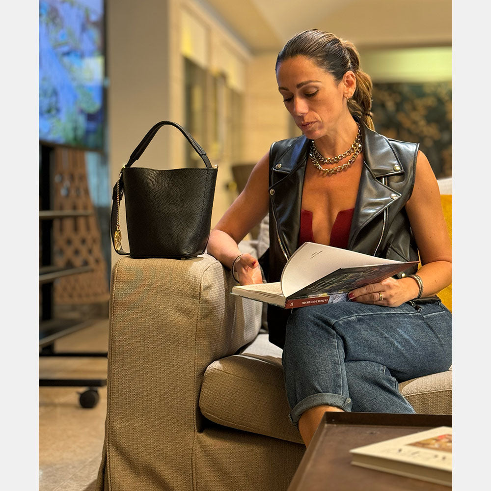 Borsa Secchiello con Pochette VIAVERDI in Pelle Blu Made in Italy linea Pienza