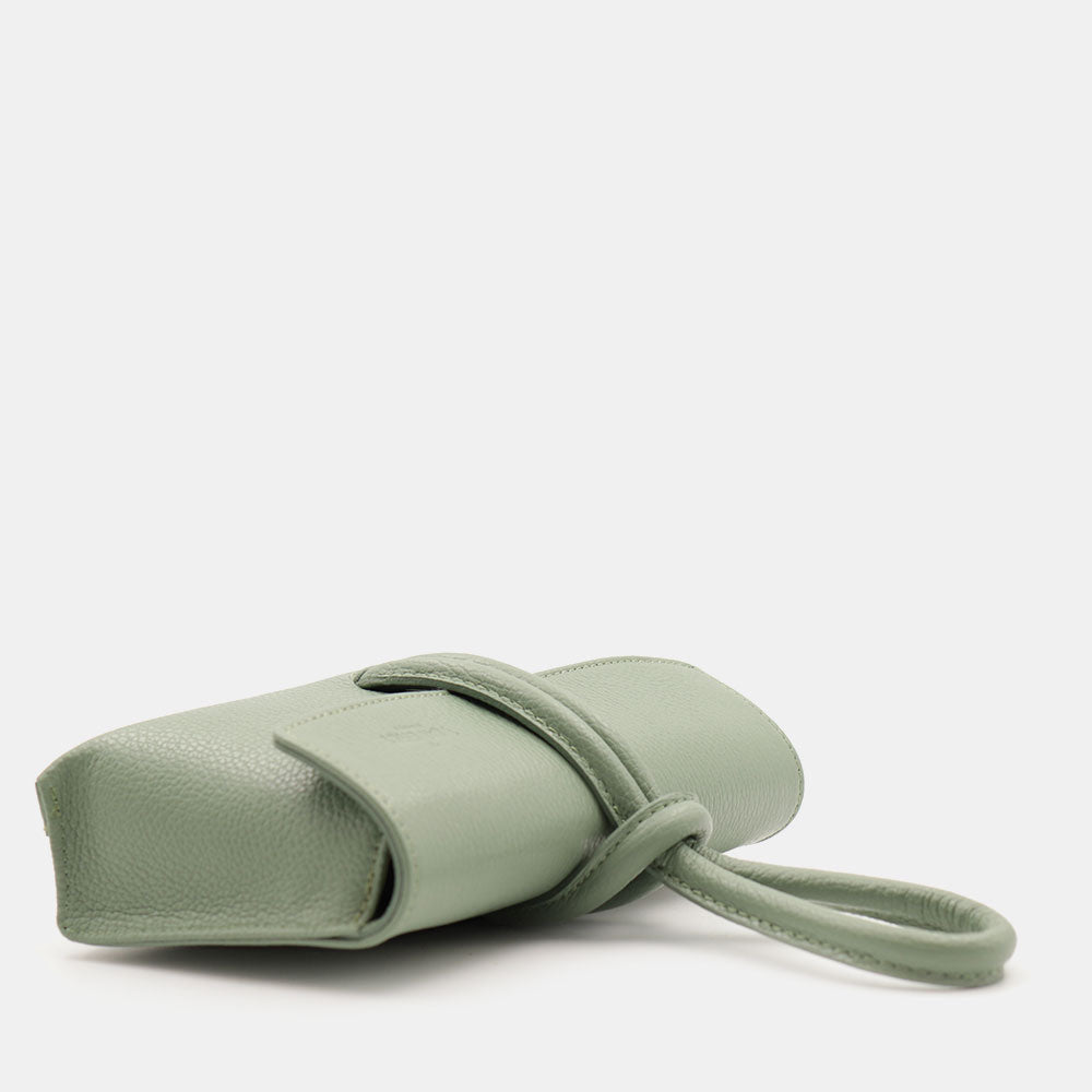 VIAVERDI Clutch Handbag with Shoulder Strap in Mint Green Leather Made in Italy – Castiglione Collection