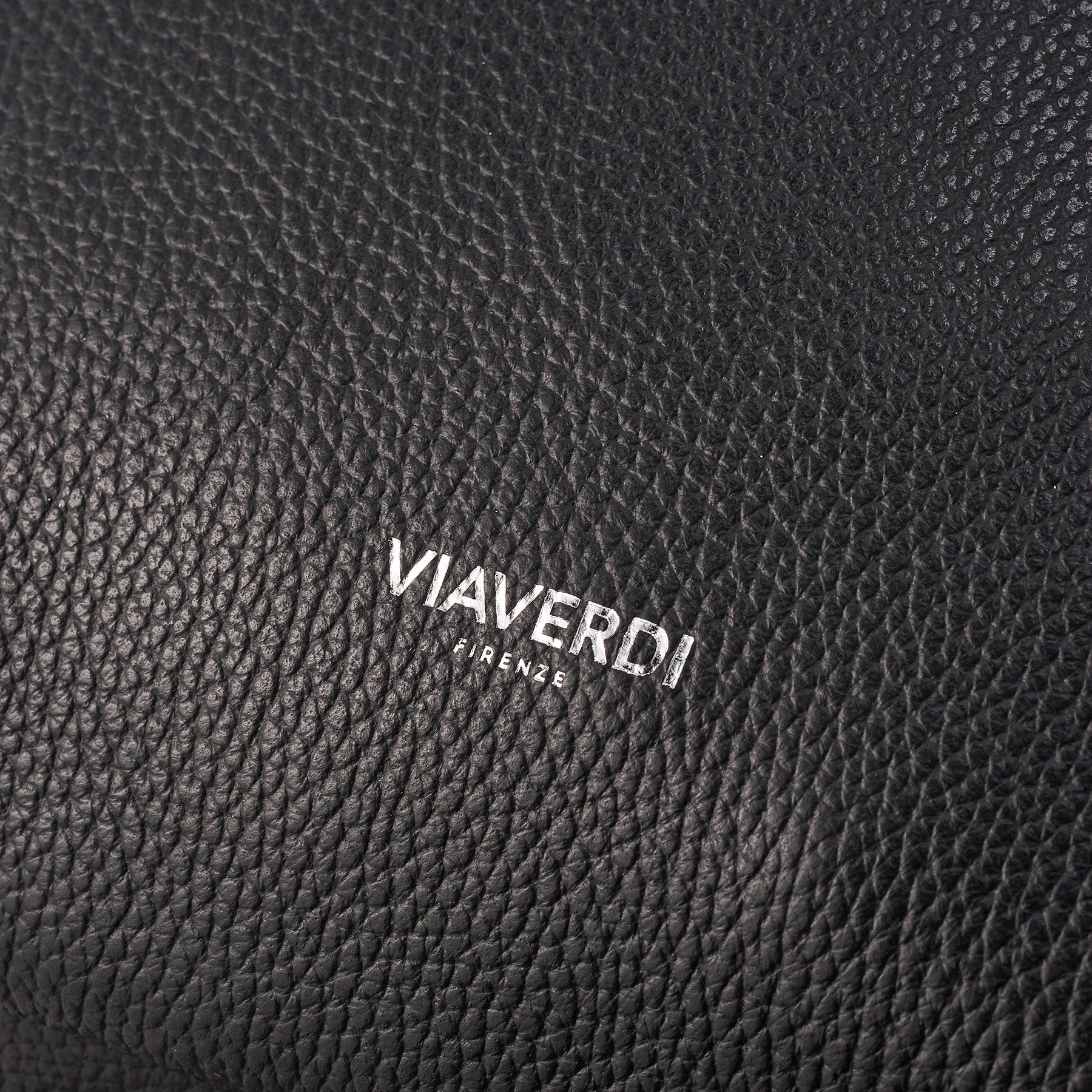 Zaino in Pelle Nera Martellata VIAVERDI Made in Italy