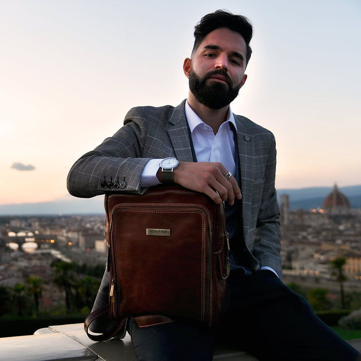 VIAVERDI Rucksack aus schwarzem Leder, hergestellt in Italien