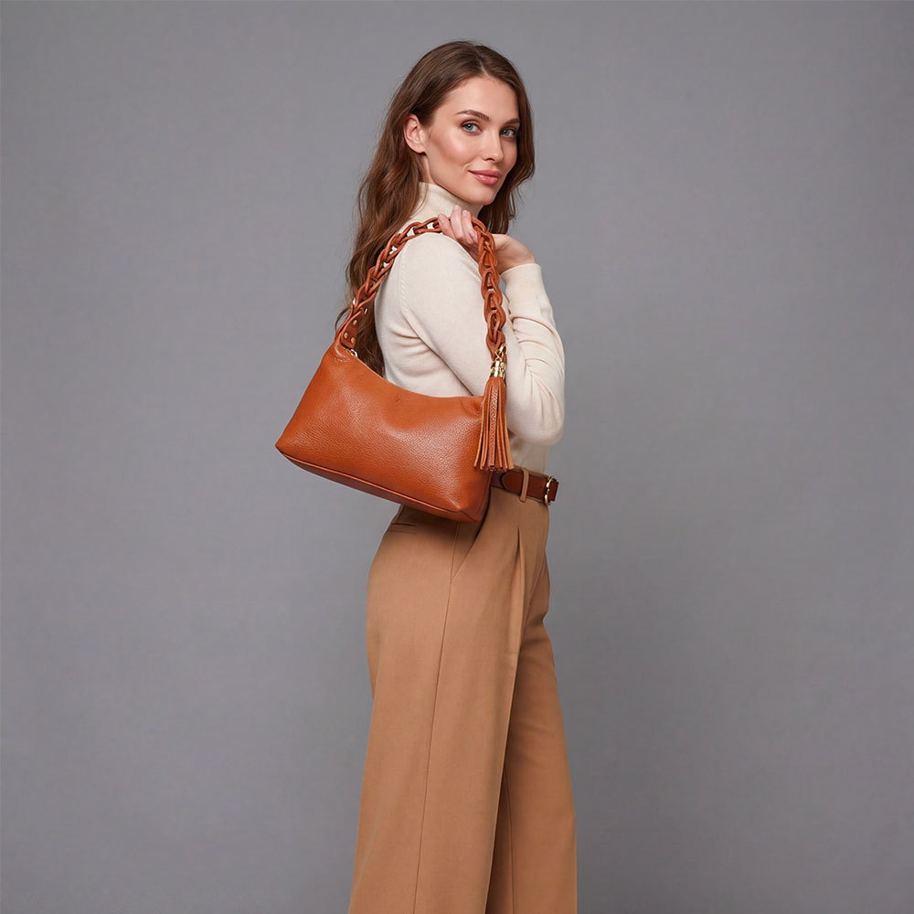 Borsa Donna a Mano con Tracolla VIAVERDI in Pelle color Cuoio Made in Italy linea Castiglione