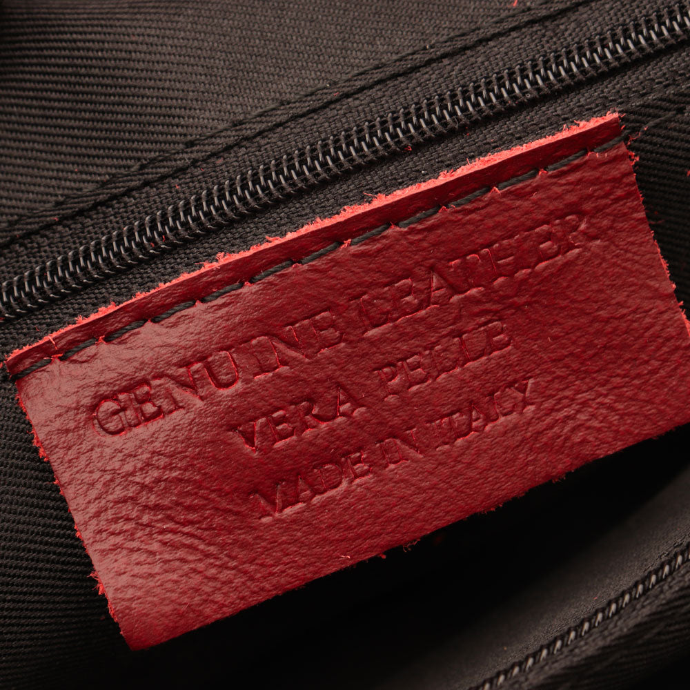 Borsa a Mano con Tracolla VIAVERDI in Pelle Bordeaux Matelassè Made in Italy linea Saturnia