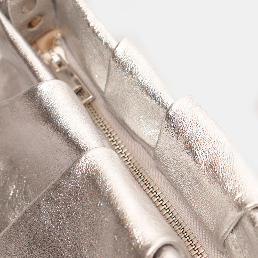 Borsa Hobo a Spalla con Catena VIAVERDI in Pelle Argento Made in Italy linea Monteriggioni