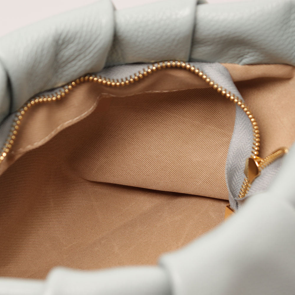 Borsa Hobo a Spalla con Catena VIAVERDI in Pelle Celeste Made in Italy linea Monteriggioni