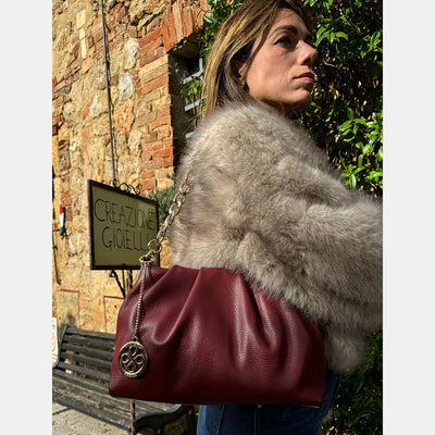 Borsa Hobo a Spalla con Catena VIAVERDI in Pelle Bordeaux Made in Italy linea Monteriggioni