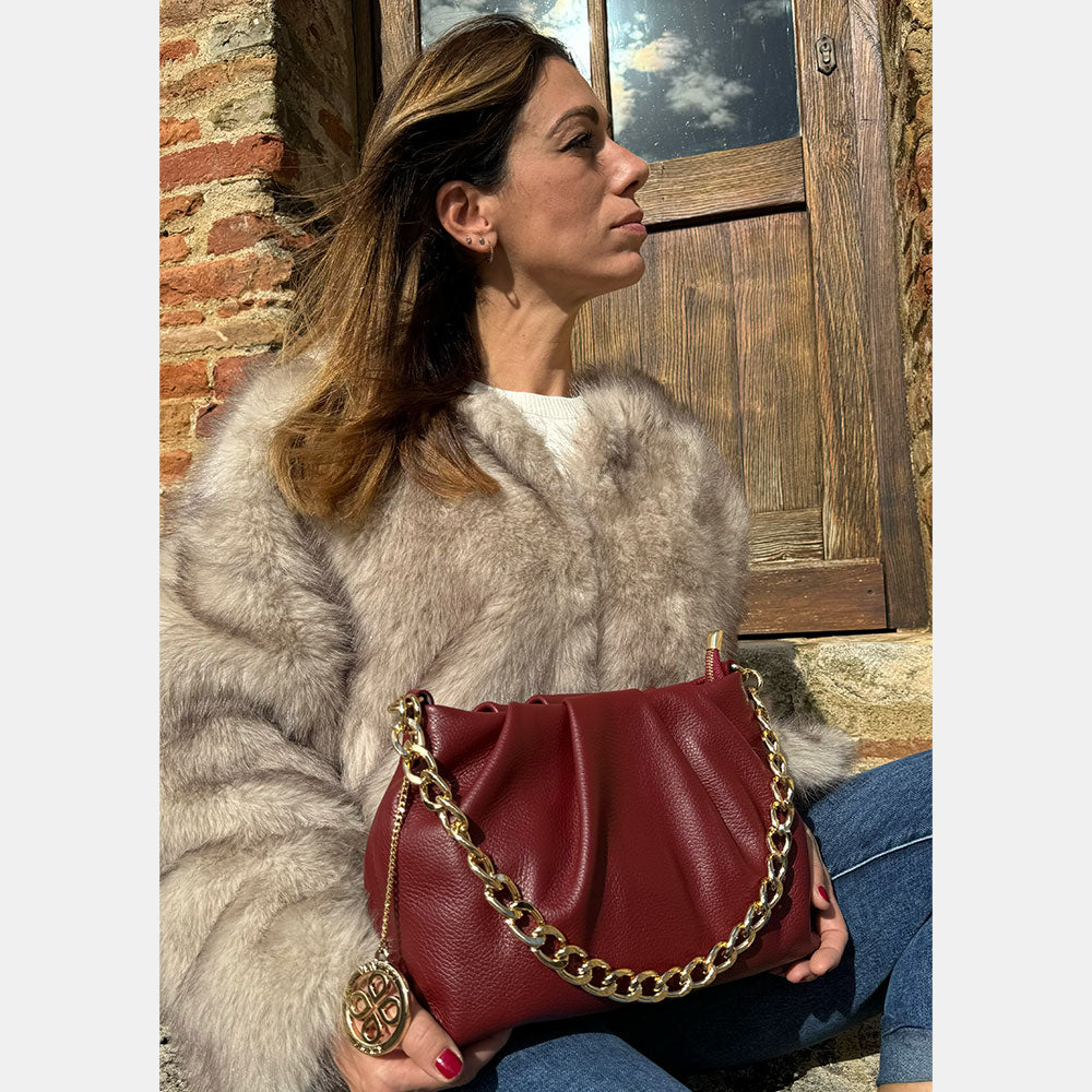 Borsa Hobo a Spalla con Catena VIAVERDI in Pelle Bordeaux Made in Italy linea Monteriggioni