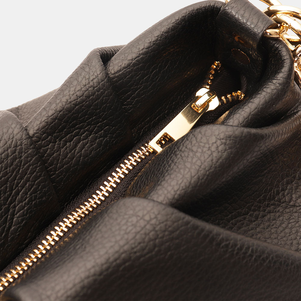 Borsa A Tracolla In Ecopelle Con Catena E Nappa - Borseggina Nera Elegante Con Cerniera, 21x15x5 Cm