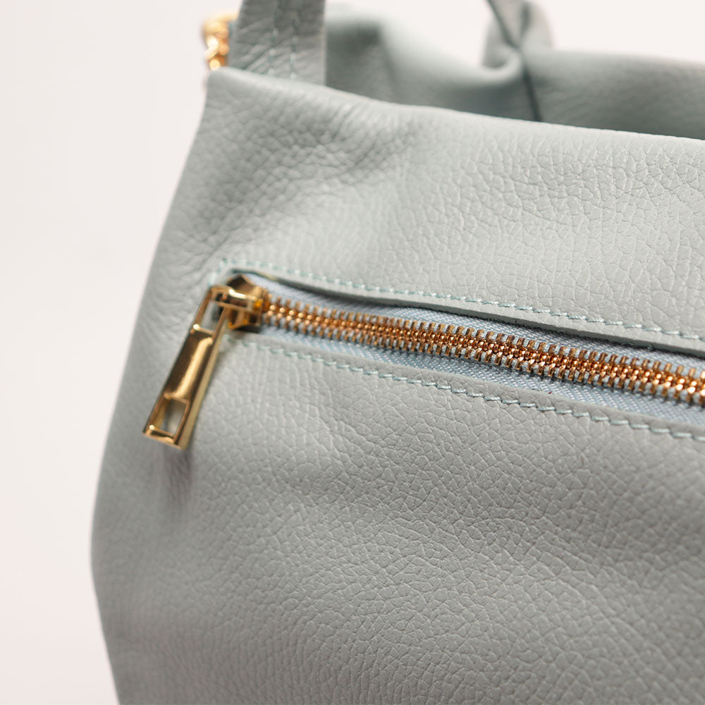 Borsa a Mano con Tracolla VIAVERDI in Pelle Celeste Avio Made in Italy linea Castiglione