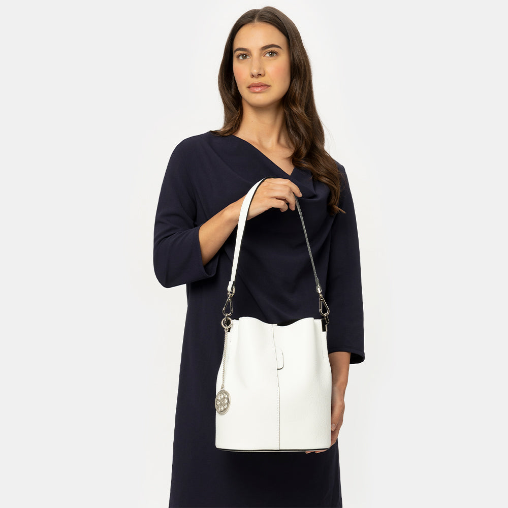 Borsa Secchiello con Tracolla VIAVERDI in Pelle Avorio Made in Italy linea Capalbio