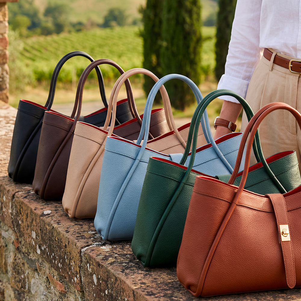 VIAVERDI Women's Shoulder Bag in Blue Leather Made in Italy, Cortona Line