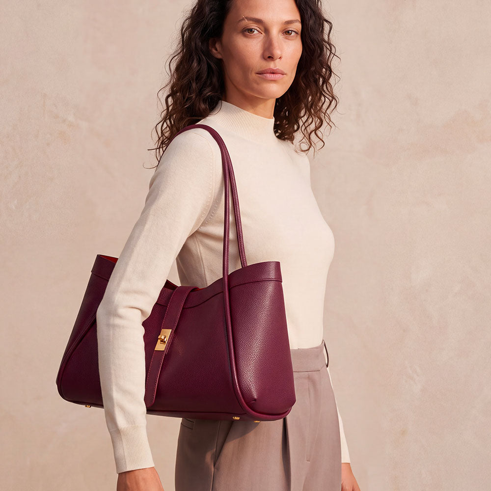 VIAVERDI Women's Shoulder Bag in Bordeaux Leather Made in Italy, Cortona Line