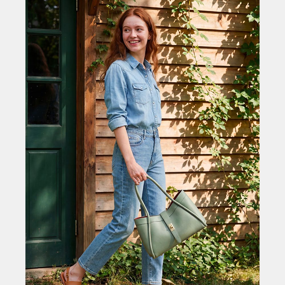 Borsa Donna a Mano VIAVERDI in Pelle Verde Menta Made in Italy linea Cortona