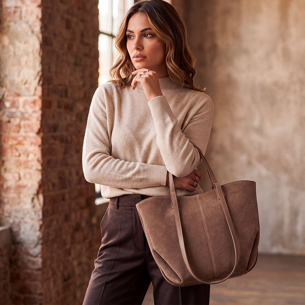Borsa Doppio Manico a Mano e Spalla VIAVERDI in Camoscio Taupe Made in Italy linea Capalbio
