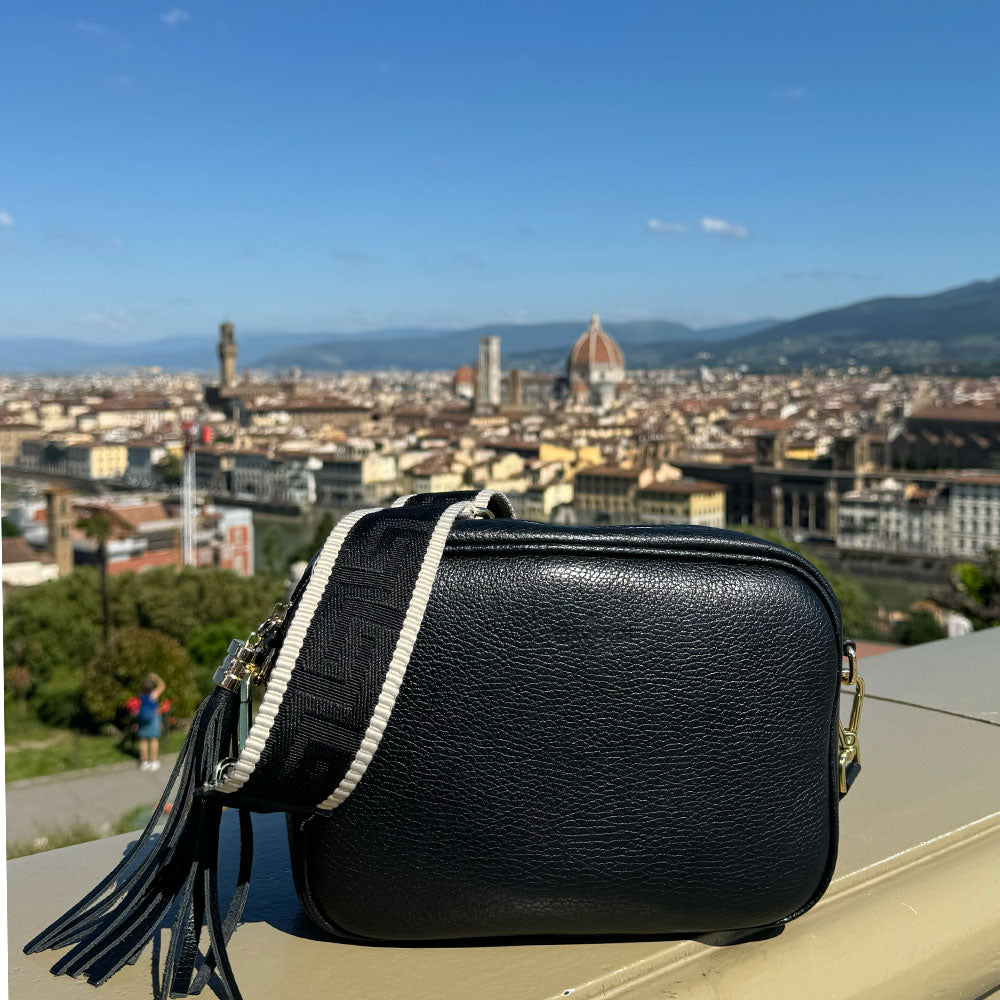Borsa Camera Bag Media in Pelle Nera con Tracolla VIAVERDI Made in Italy