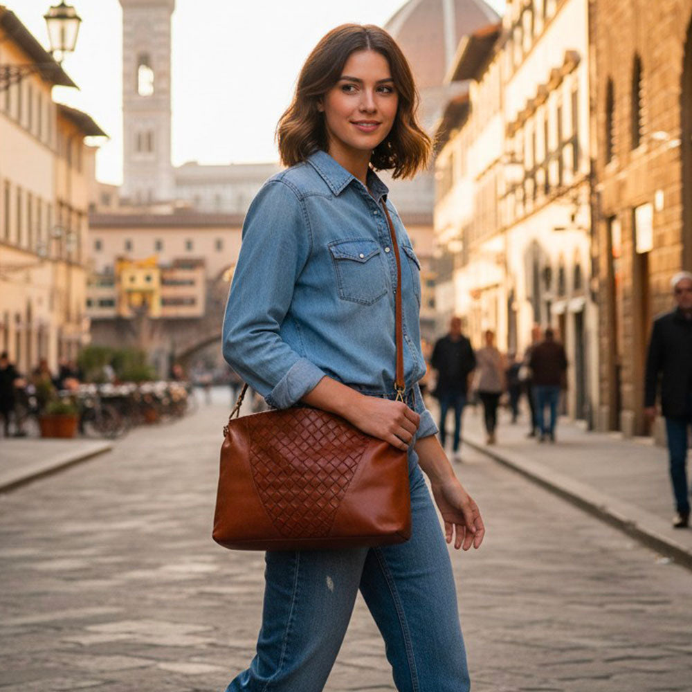 ViaVerdi Shoulder Bag in Brown Washed Leather with Woven Detail Made in Italy – Tuscany Line
