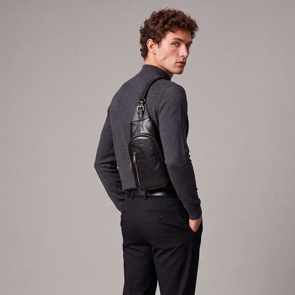 Mochila de un hombro de piel negra ViaVerdi, Made in Italy – línea Firenze