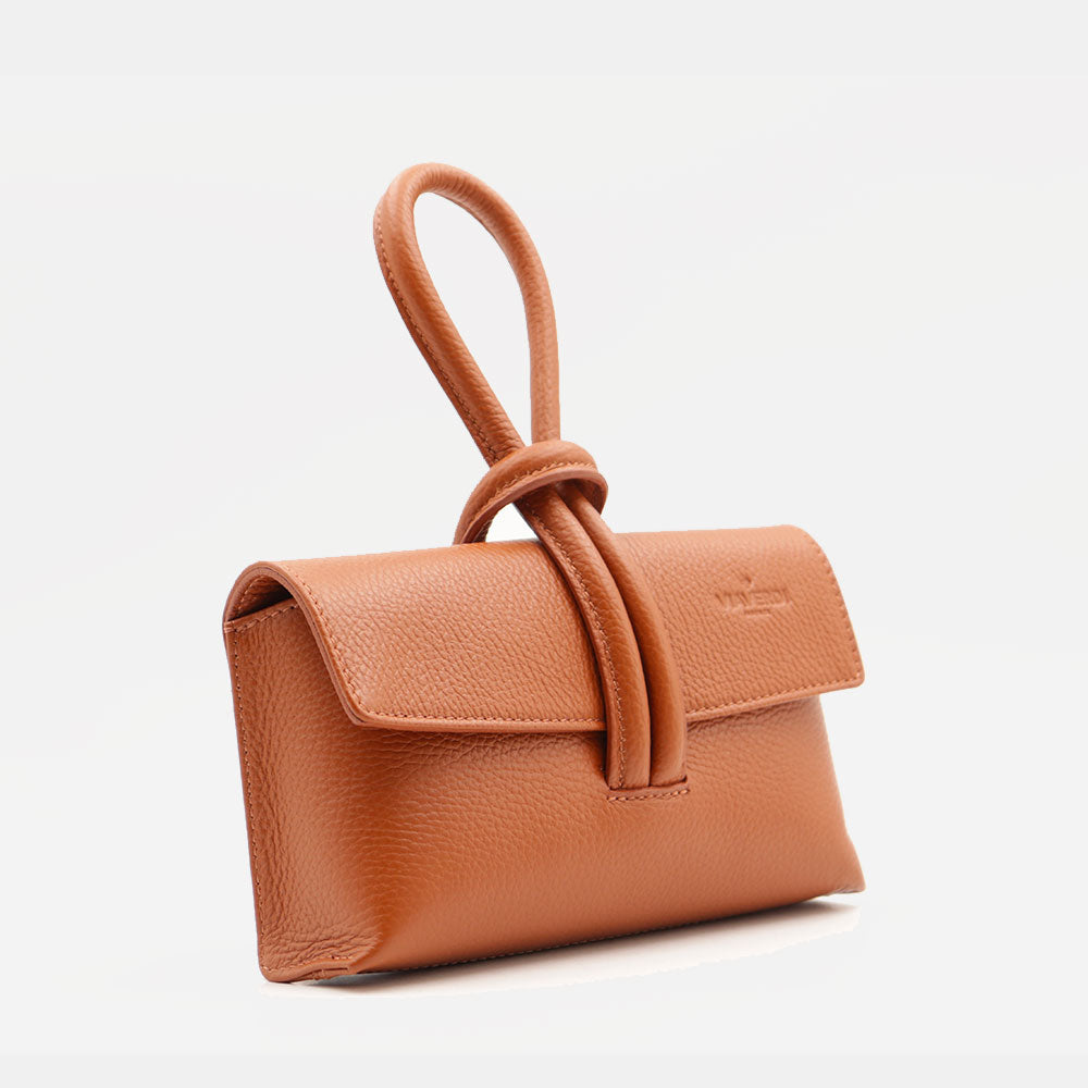 VIAVERDI Clutch Handbag with Shoulder Strap in Cognac Leather Made in Italy – Castiglione Collection