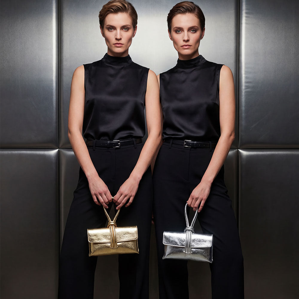 Borsa Clutch a Mano con Tracolla VIAVERDI in Pelle Argento Made in Italy linea Castiglione
