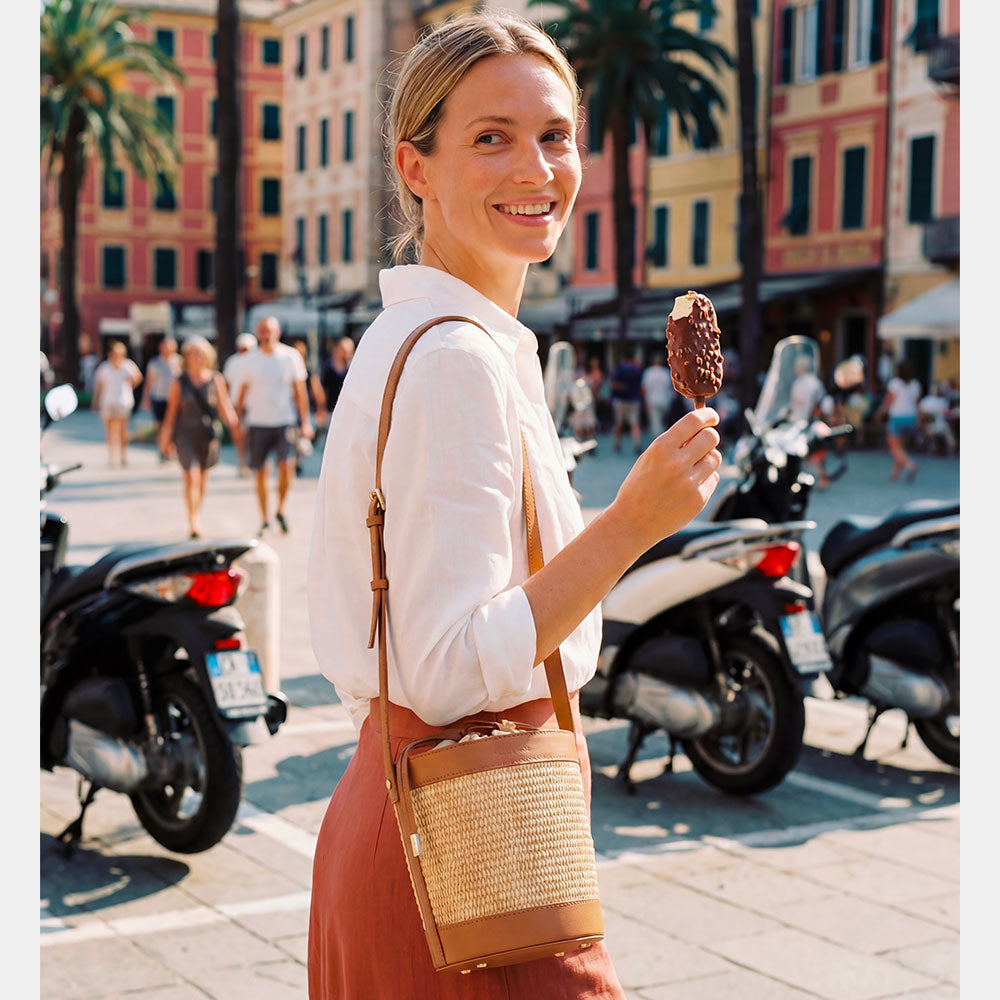 Borsa Secchiello a Mano VIAVERDI in Rafia e Pelle color Cuoio Made in Italy linea Pienza