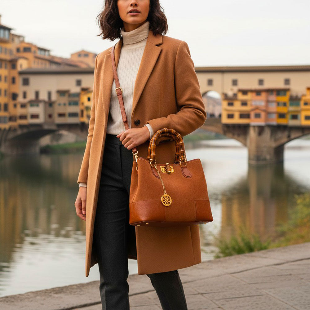 Borsa Grande a Mano VIAVERDI in Camoscio e Pelle color Cuoio Made in Italy linea Volterra