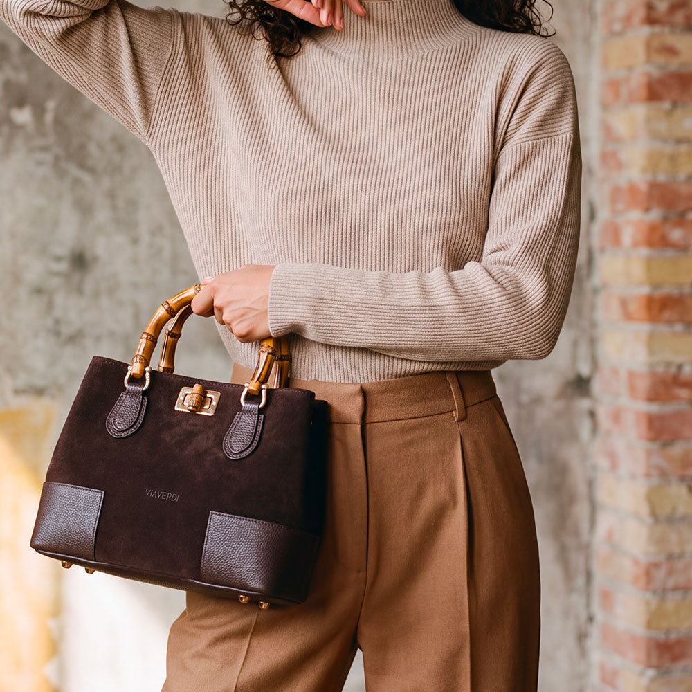 Handtasche ViaVerdi klein aus Wildleder und Dunkelbraunem Leder Made in Italy – Linie Volterra
